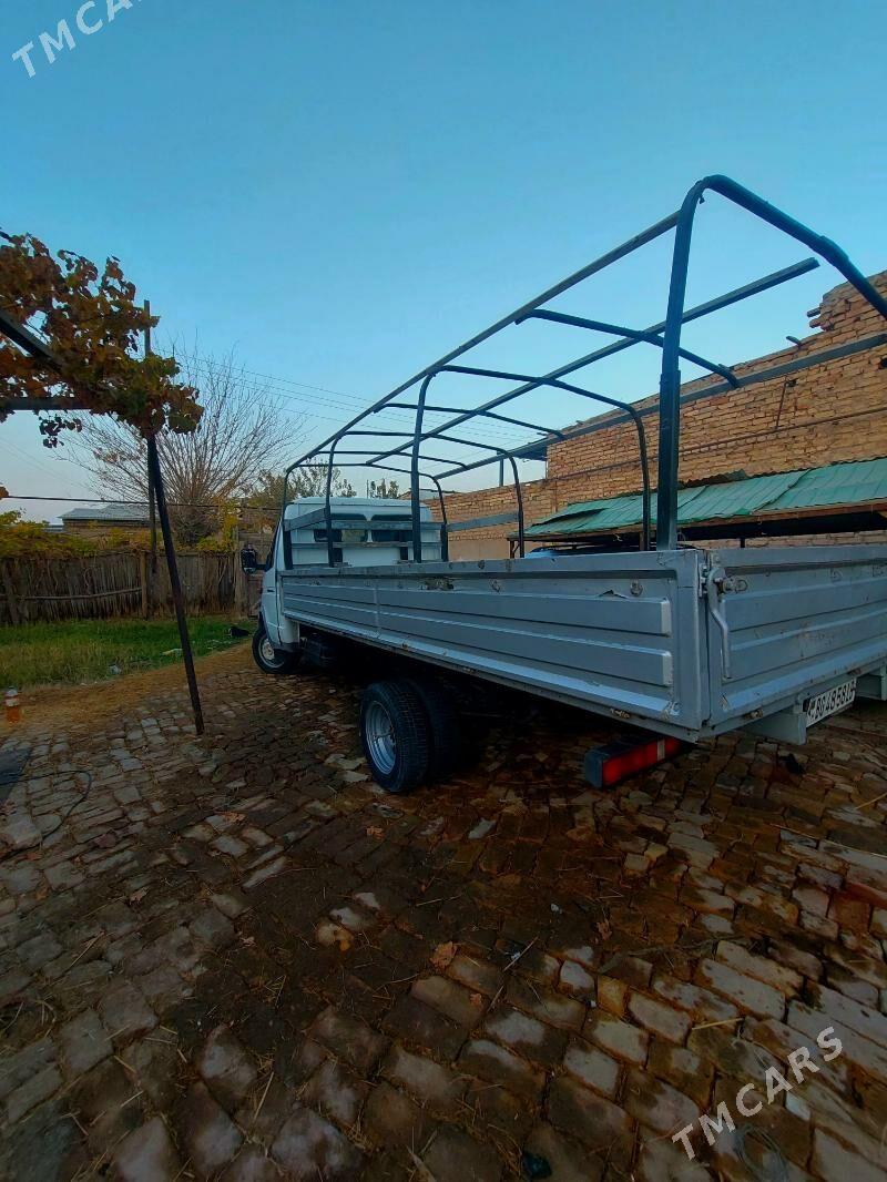 Gaz Gazel 2011 - 180 000 TMT - Чарджоу - img 2