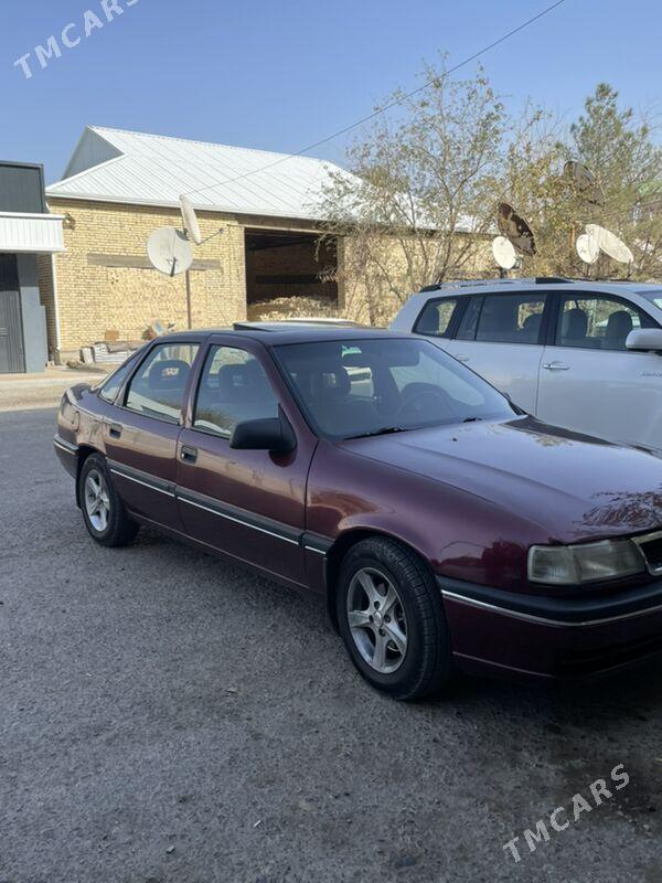 Opel Vectra 1989 - 40 000 TMT - Mary - img 7