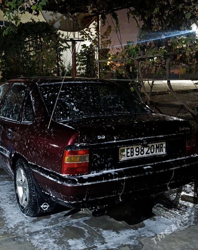 Opel Vectra 1989 - 40 000 TMT - Mary - img 6