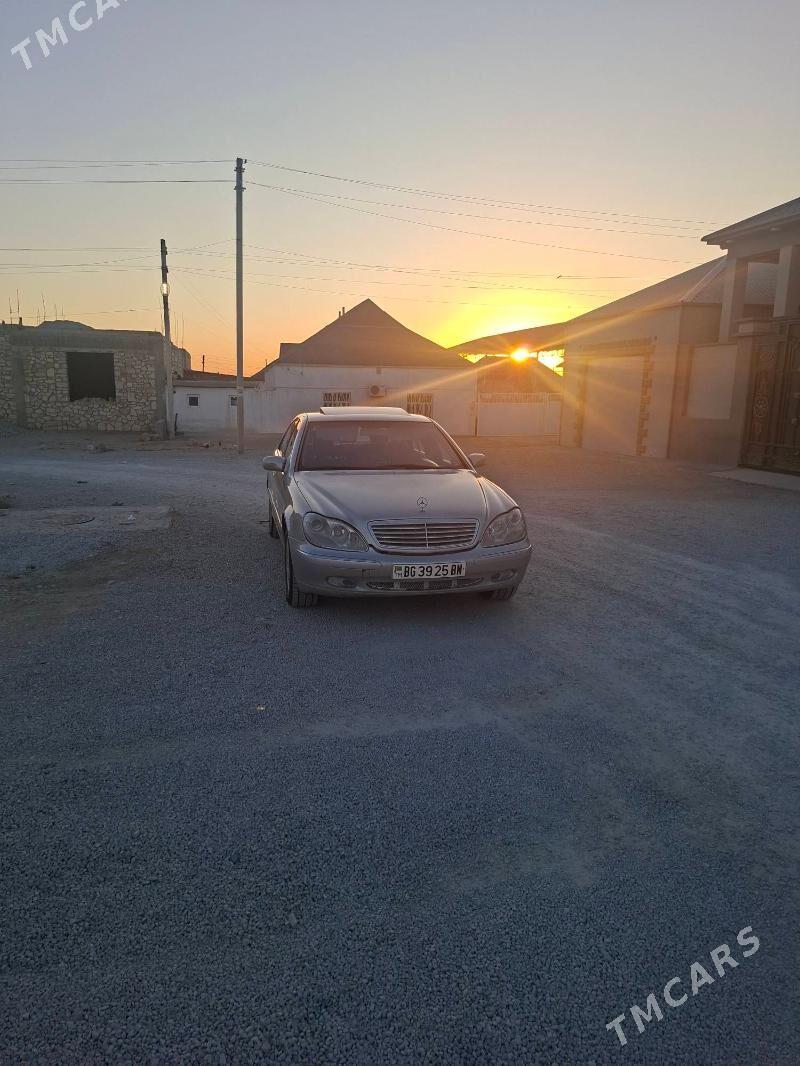 Mercedes-Benz C-Class 1999 - 110 000 TMT - Балканабат - img 4