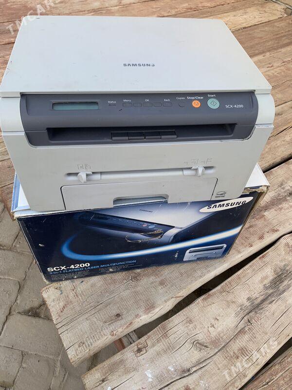 samsung 4200 - Garagum etraby - img 5