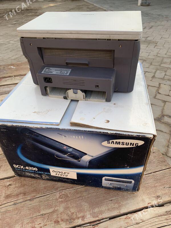 samsung 4200 - Garagum etraby - img 3