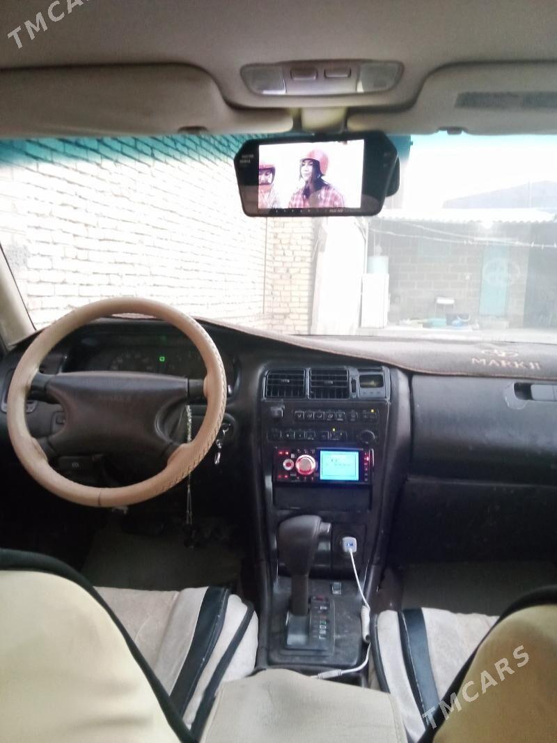 Toyota Mark II 1993 - 40 000 TMT - Серахс - img 4