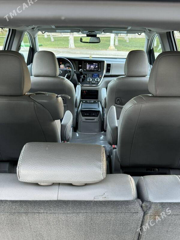 Toyota Sienna 2018 - 430 000 TMT - Хитровка - img 2