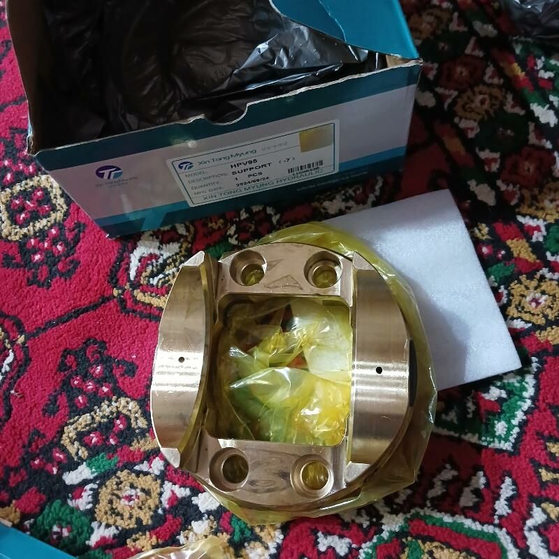 komatsu PC220-7 nasos ici 16 000 TMT - Мары - img 4