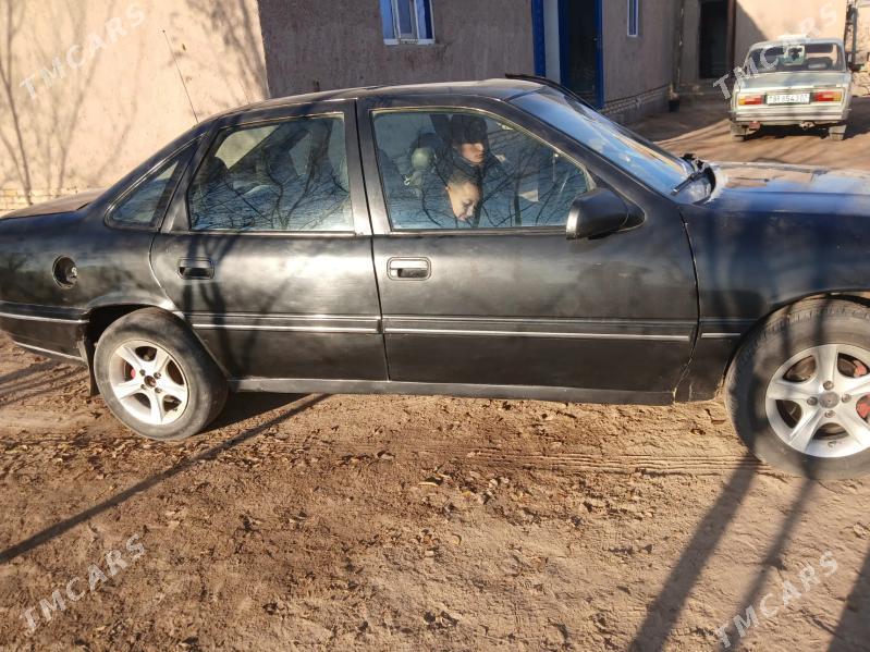 Opel Vectra 1992 - 25 000 TMT - Губадаг - img 3