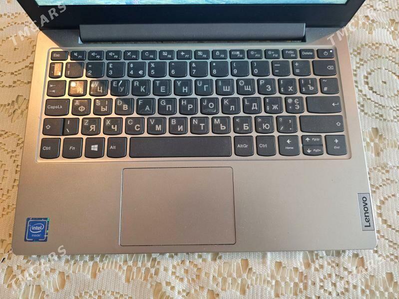 Ноутбук Lenovo - Mary - img 2