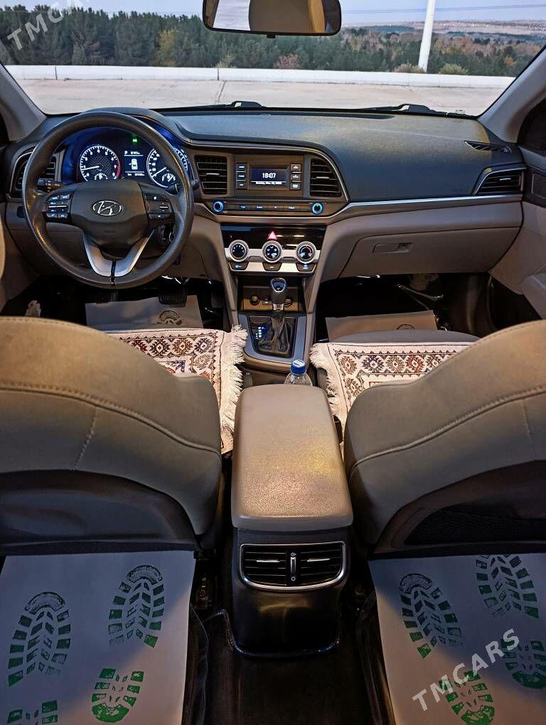 Hyundai Elantra 2019 - 225 000 TMT - Ашхабад - img 7