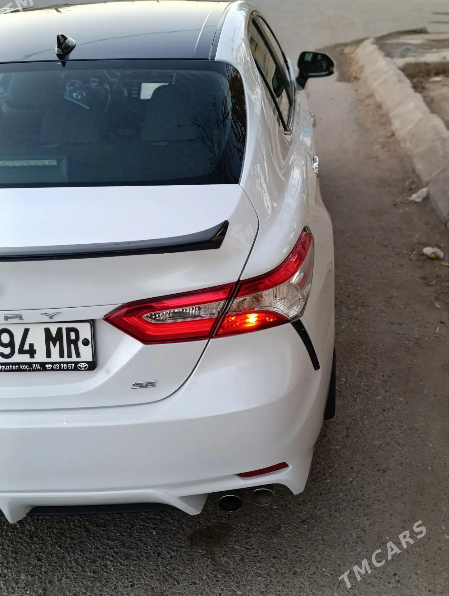 Toyota Camry 2020 - 320 000 TMT - Baýramaly - img 9