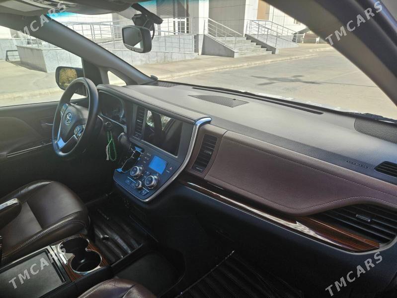 Toyota Sienna 2017 - 500 000 TMT - Aşgabat - img 4