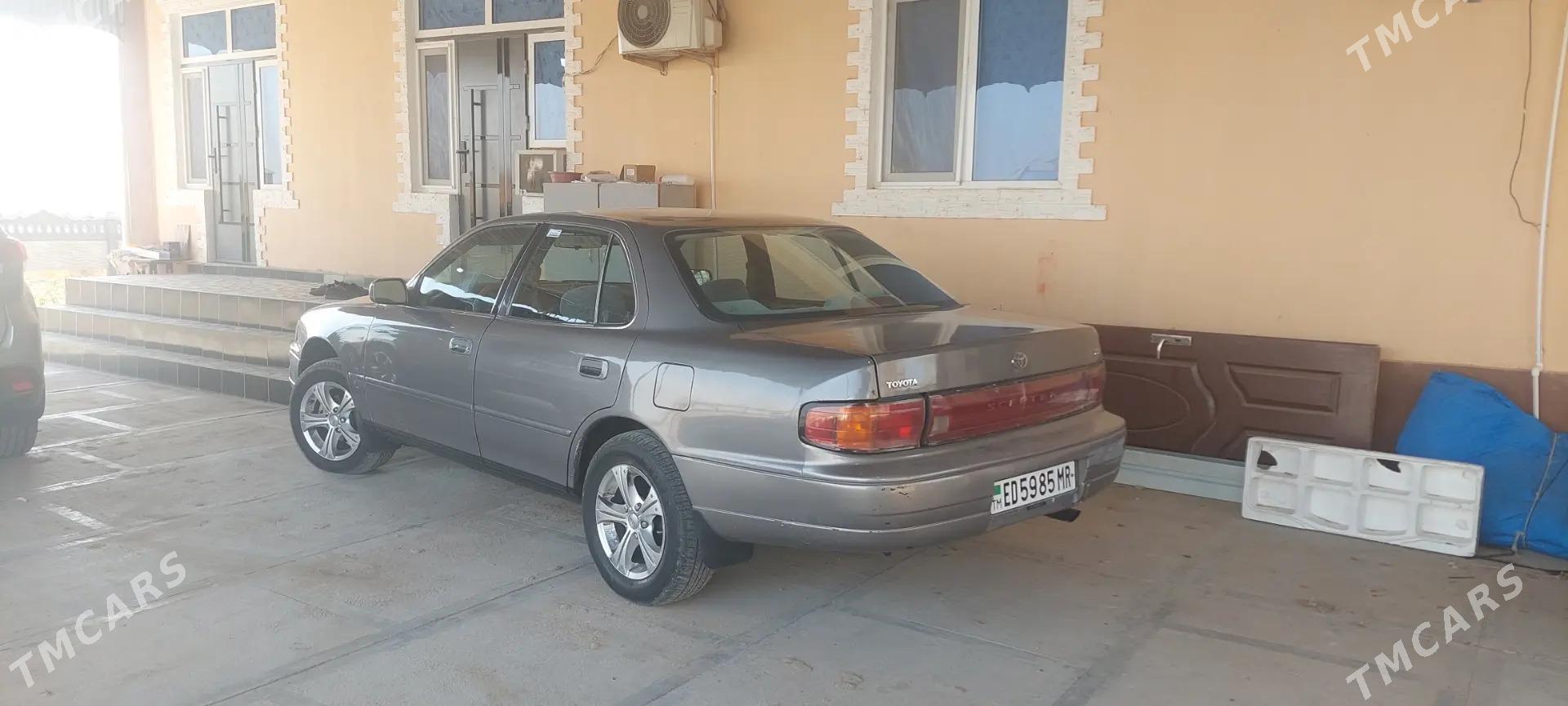 Toyota Camry 1993 - 97 000 TMT - Mary - img 4