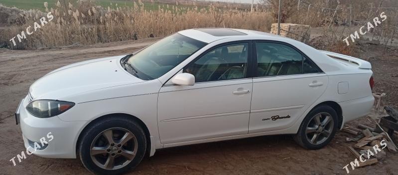 Toyota Camry 2003 - 190 000 TMT - Şabat etr. - img 1