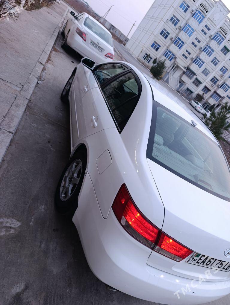 Hyundai Sonata 2006 - 110 000 TMT - Türkmenabat - img 4