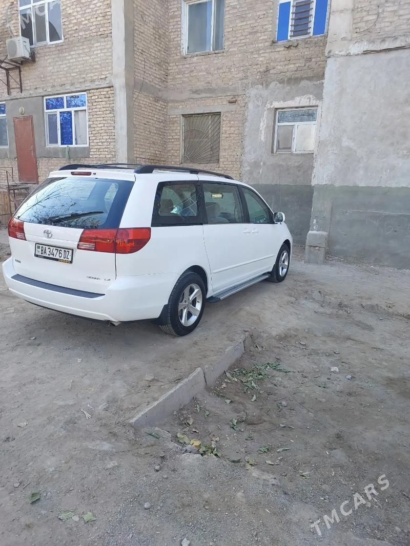 Toyota Sienna 2005 - 200 000 TMT - Daşoguz - img 5