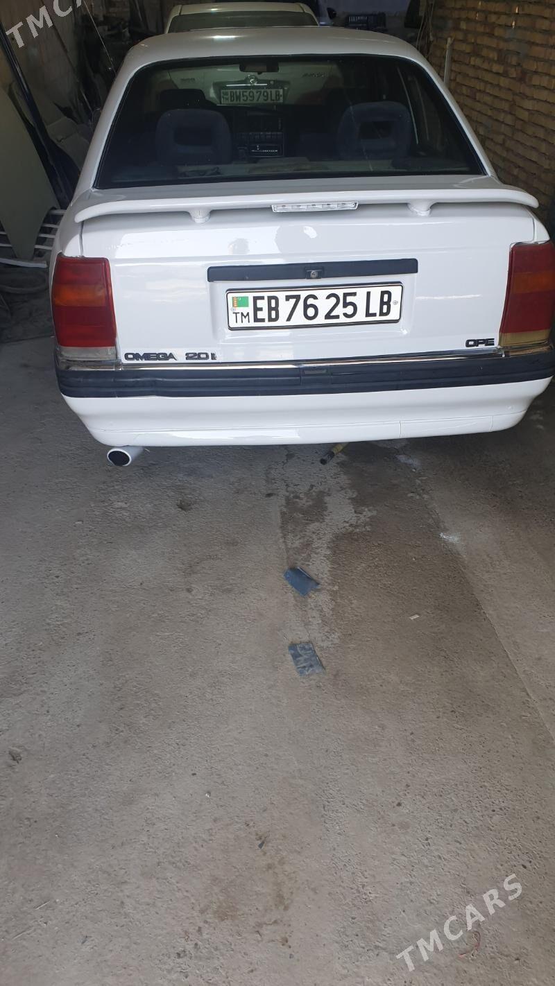 Opel Omega 1991 - 20 000 TMT - Türkmenabat - img 4