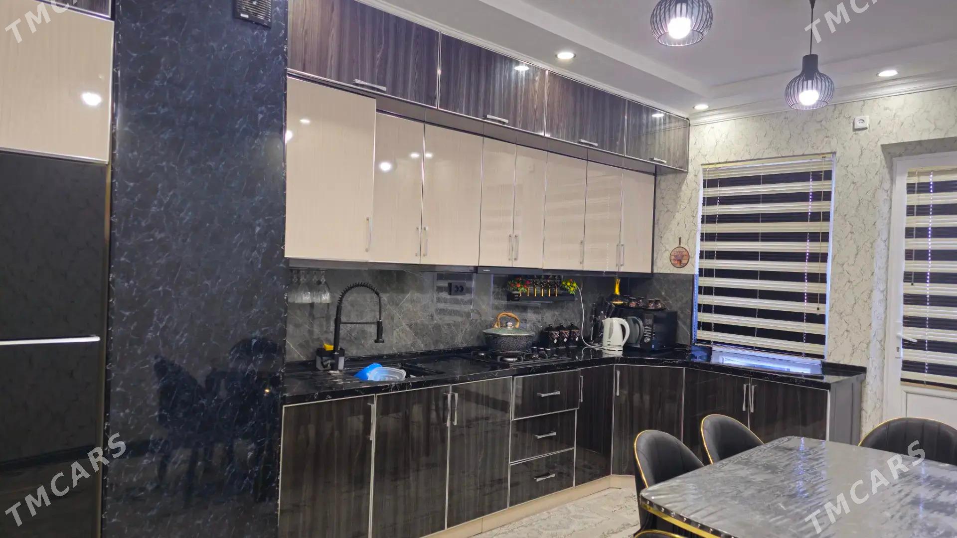 Anew panel 4/4 3kom114m² - Анев - img 8