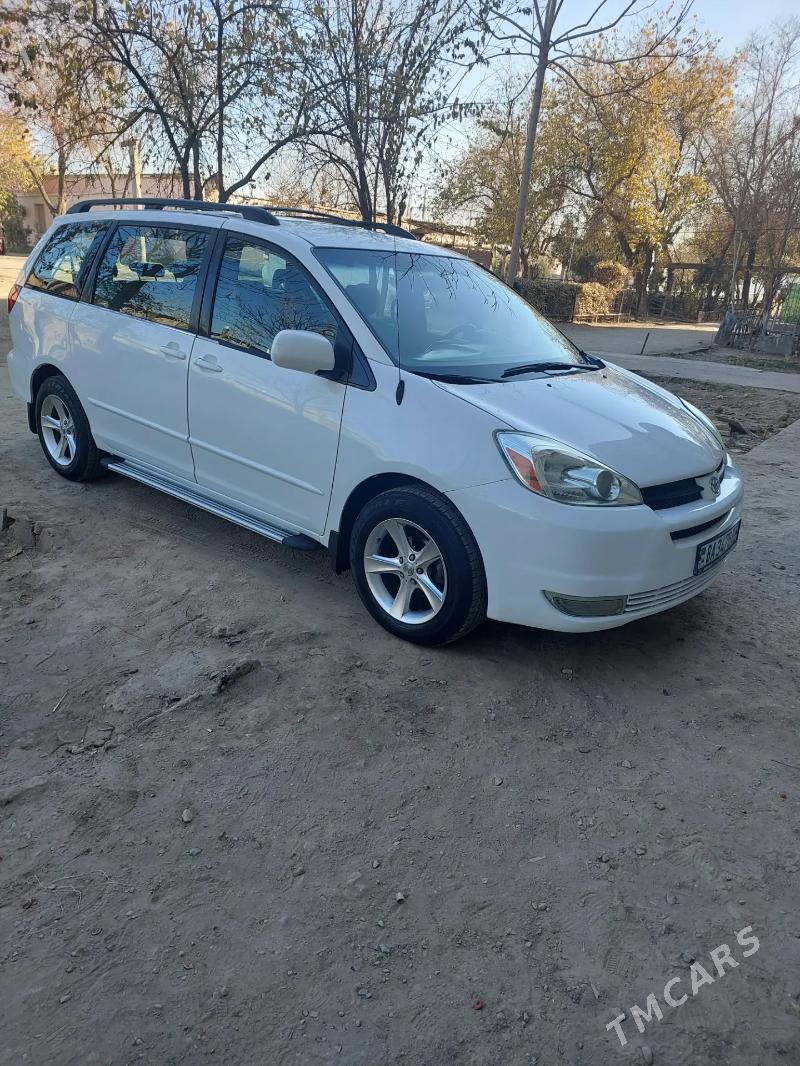 Toyota Sienna 2005 - 200 000 TMT - Daşoguz - img 2