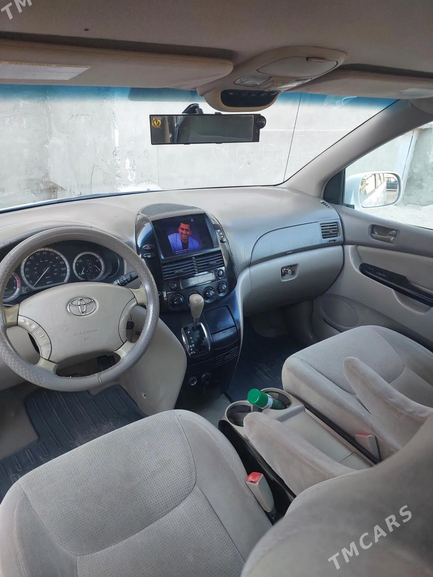 Toyota Sienna 2005 - 200 000 TMT - Daşoguz - img 7