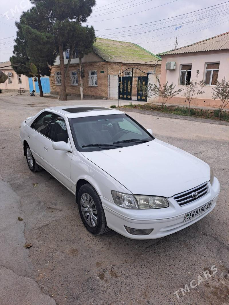 Toyota Camry 1998 - 116 000 TMT - Теджен - img 4