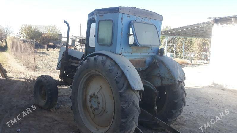 MTZ T-28 1980 - 25 000 TMT - Dänew - img 2