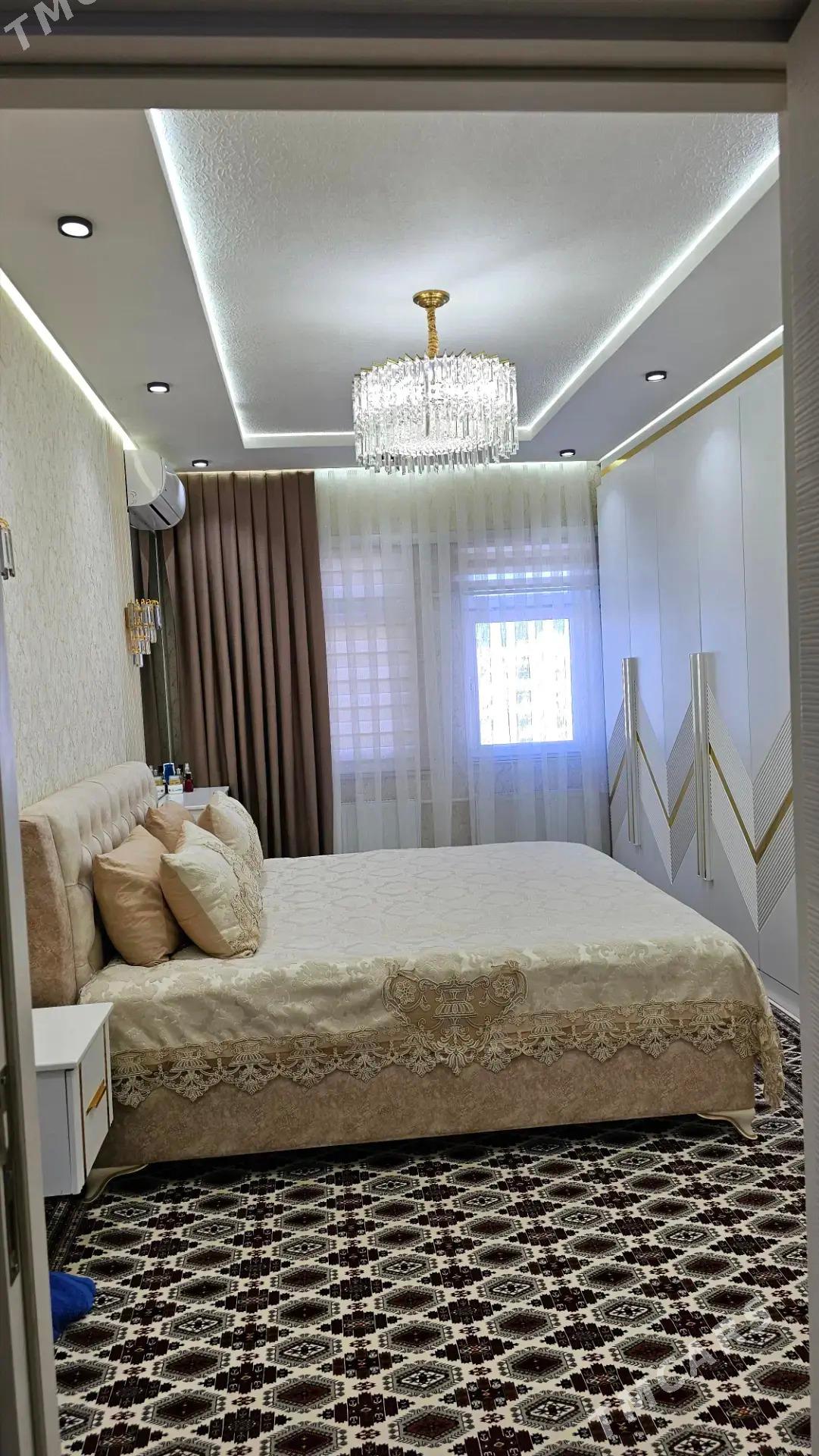 Anew panel 4/4 3kom 114m² - Анев - img 3