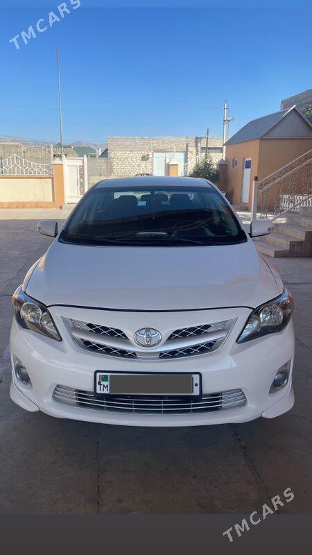 Toyota Corolla 2010 - 165 000 TMT - Балканабат - img 3