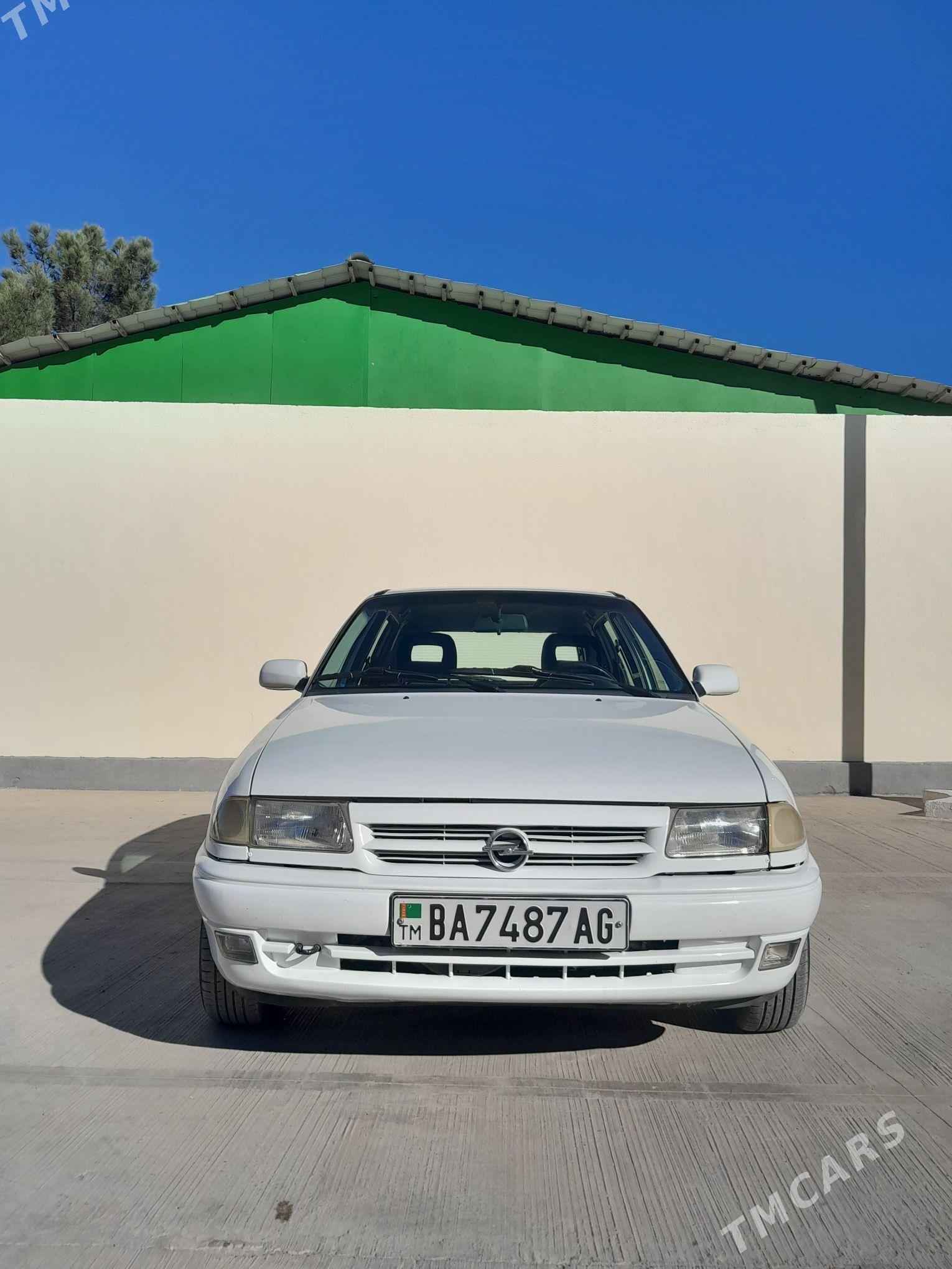 Opel Astra 1994 - 55 000 TMT - Бузмеин - img 2