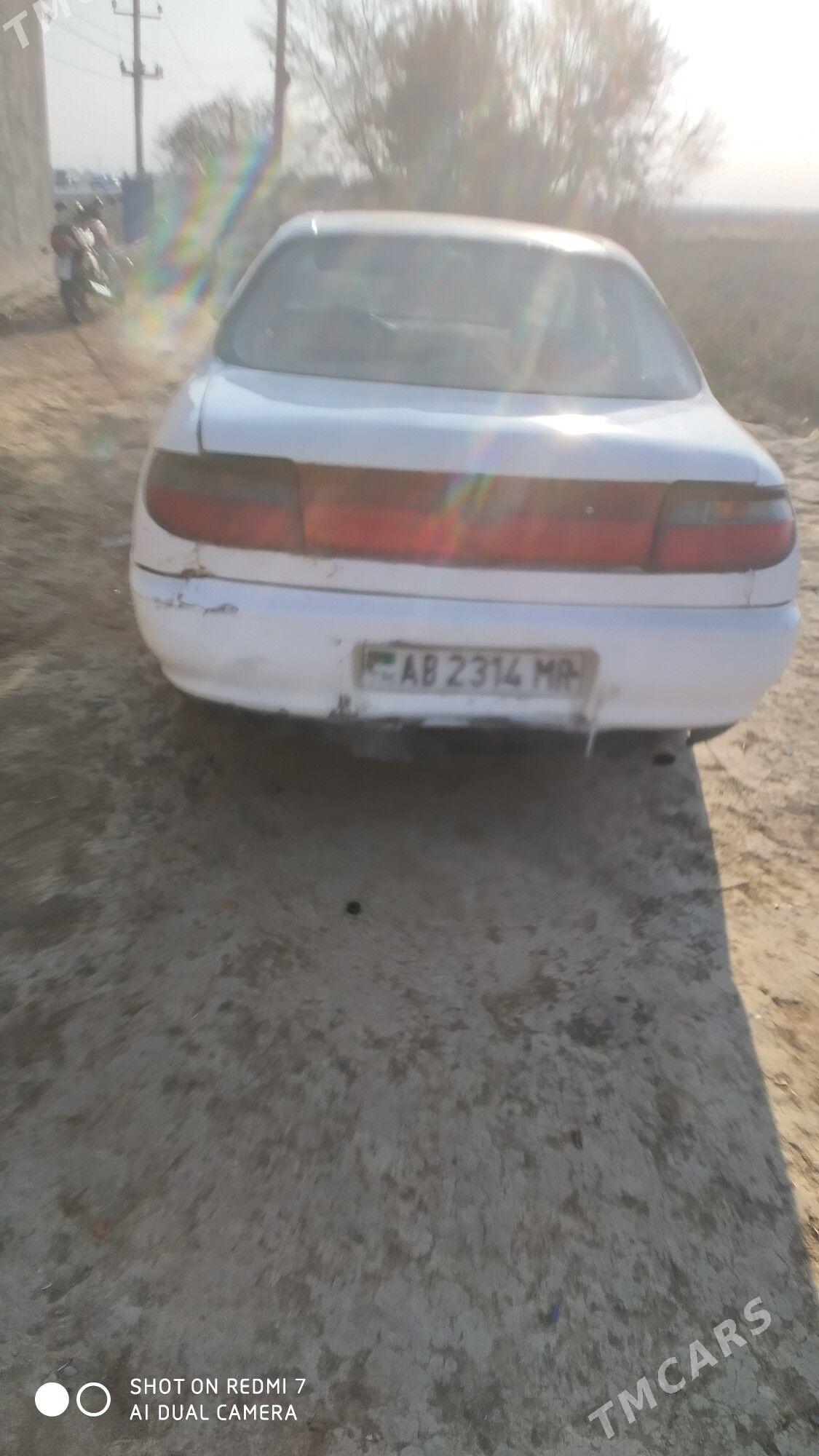 Toyota Carina 1993 - 26 000 TMT - Ёлётен - img 4