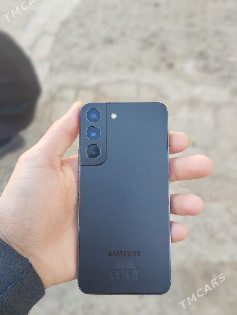 Samsung S22 - Gurbansoltan Eje - img 3