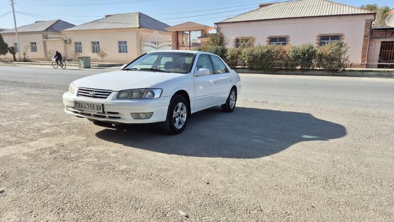 Toyota Camry 1998 - 125 000 TMT - Гёкдепе - img 1