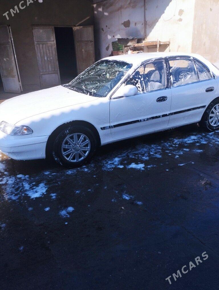 Hyundai Elantra 1995 - 60 000 TMT - Губадаг - img 6