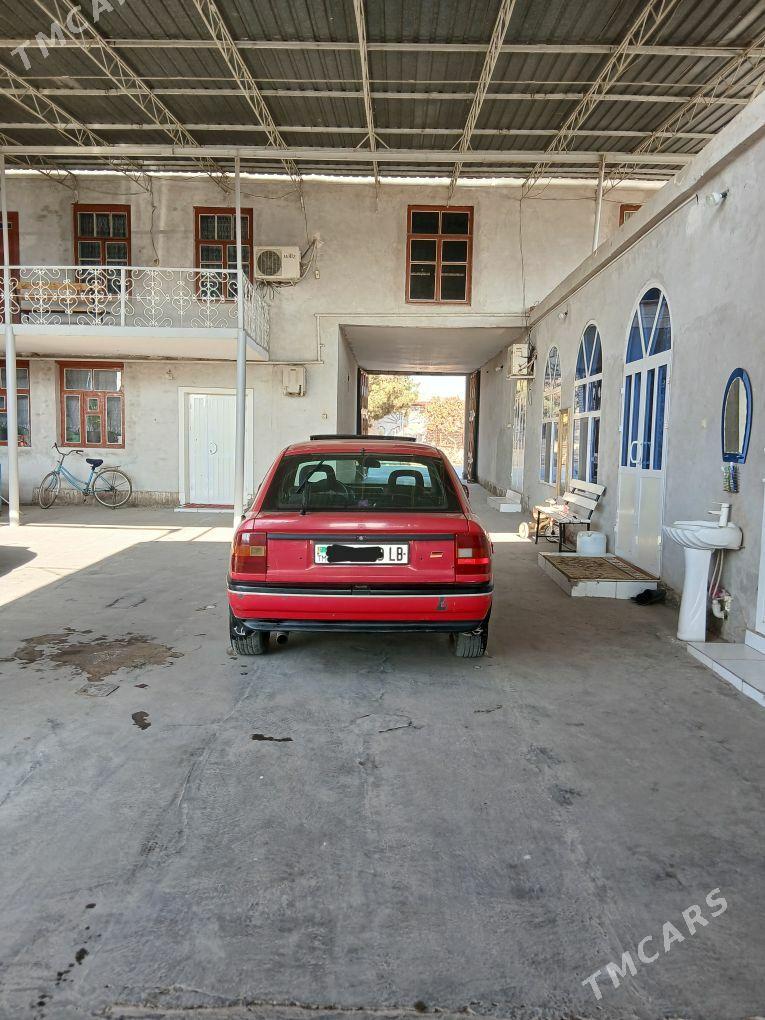 Opel Vectra 1990 - 35 000 TMT - Туркменабат - img 4