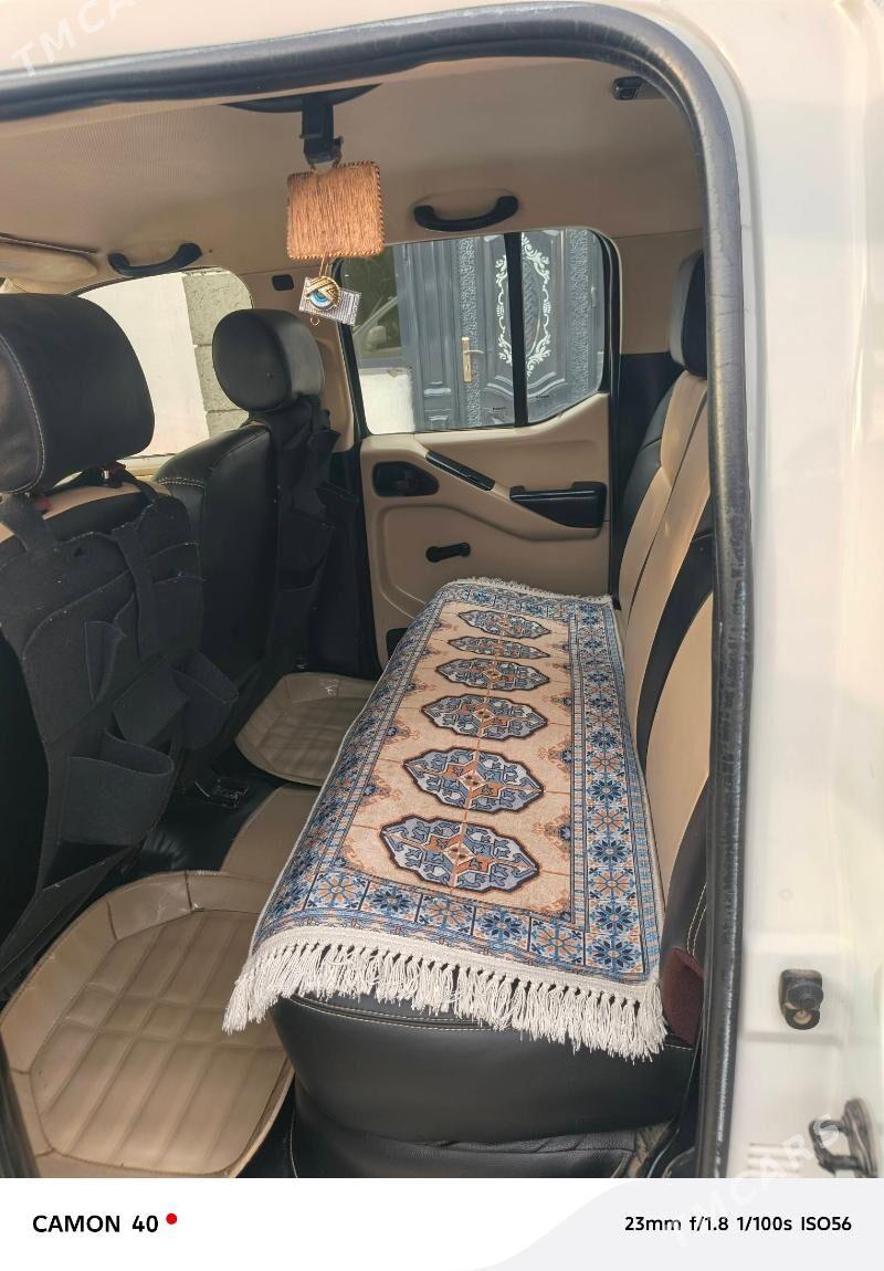 Nissan Navara 2012 - 180 000 TMT - Balkanabat - img 5