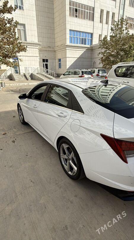 Hyundai Elantra 2022 - 305 000 TMT - Ашхабад - img 7
