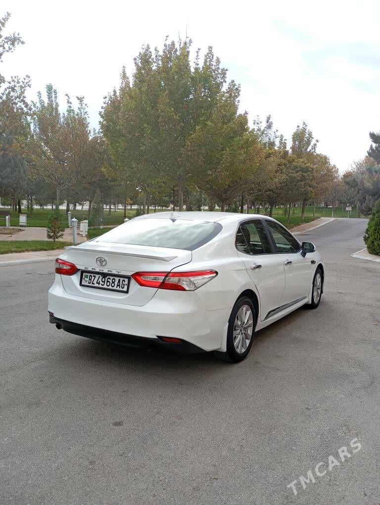 Toyota Camry 2020 - 235 000 TMT - Aşgabat - img 3