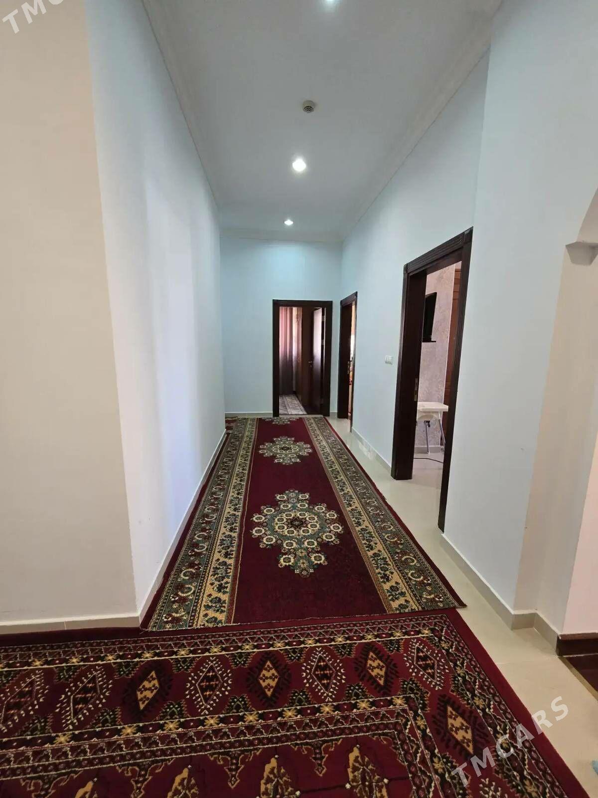 Нефтегаз 8 этаж 4 ком 150м² - Aşgabat - img 9
