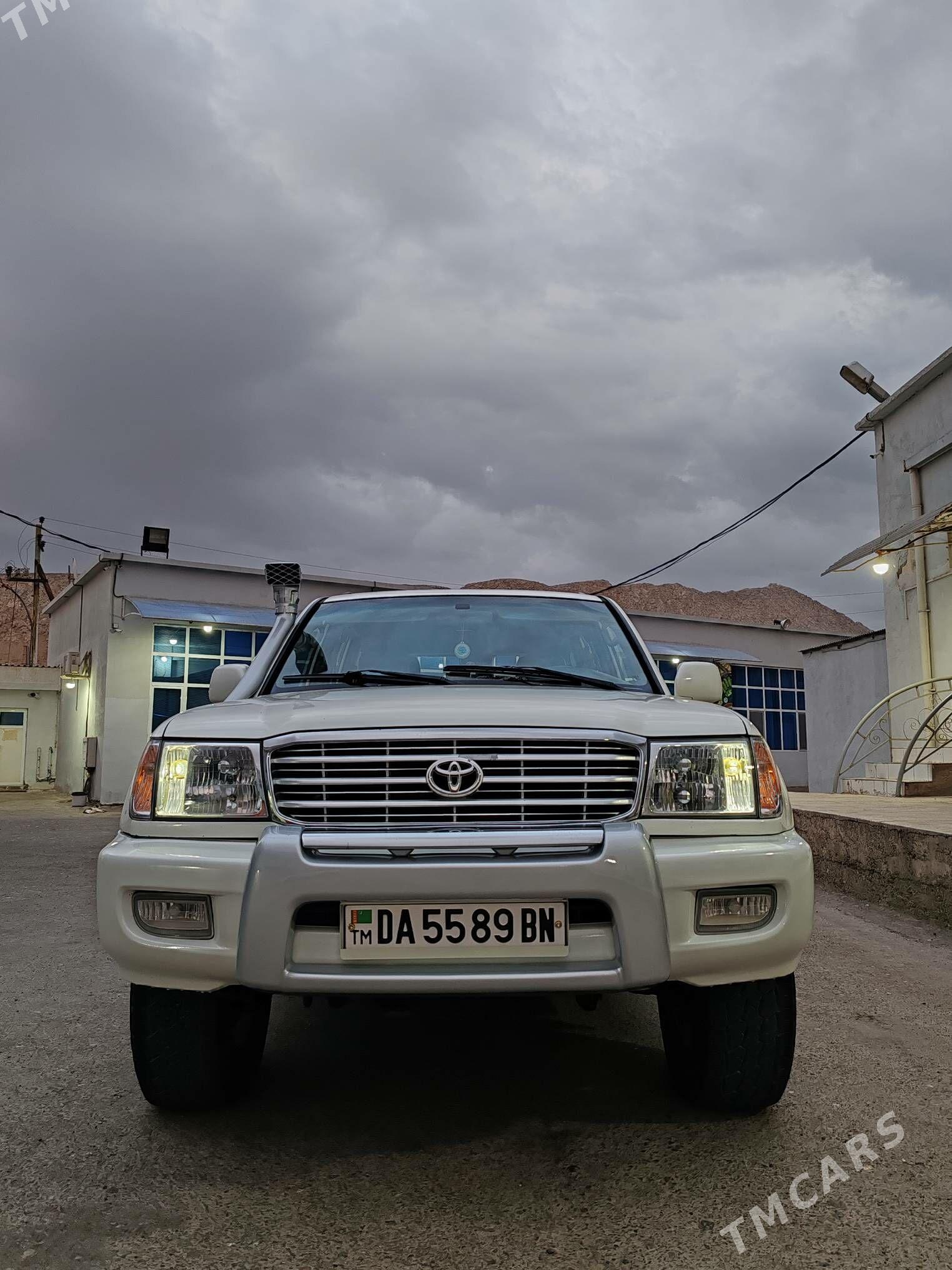 Toyota Land Cruiser 2002 - 235 000 TMT - Türkmenbaşy - img 1
