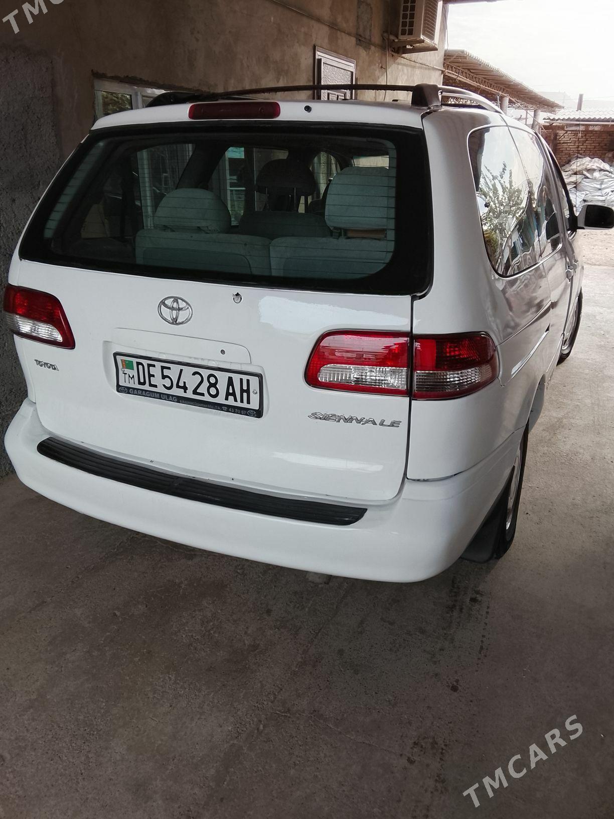 Toyota Sienna 2000 - 150 000 TMT - Tejen - img 2