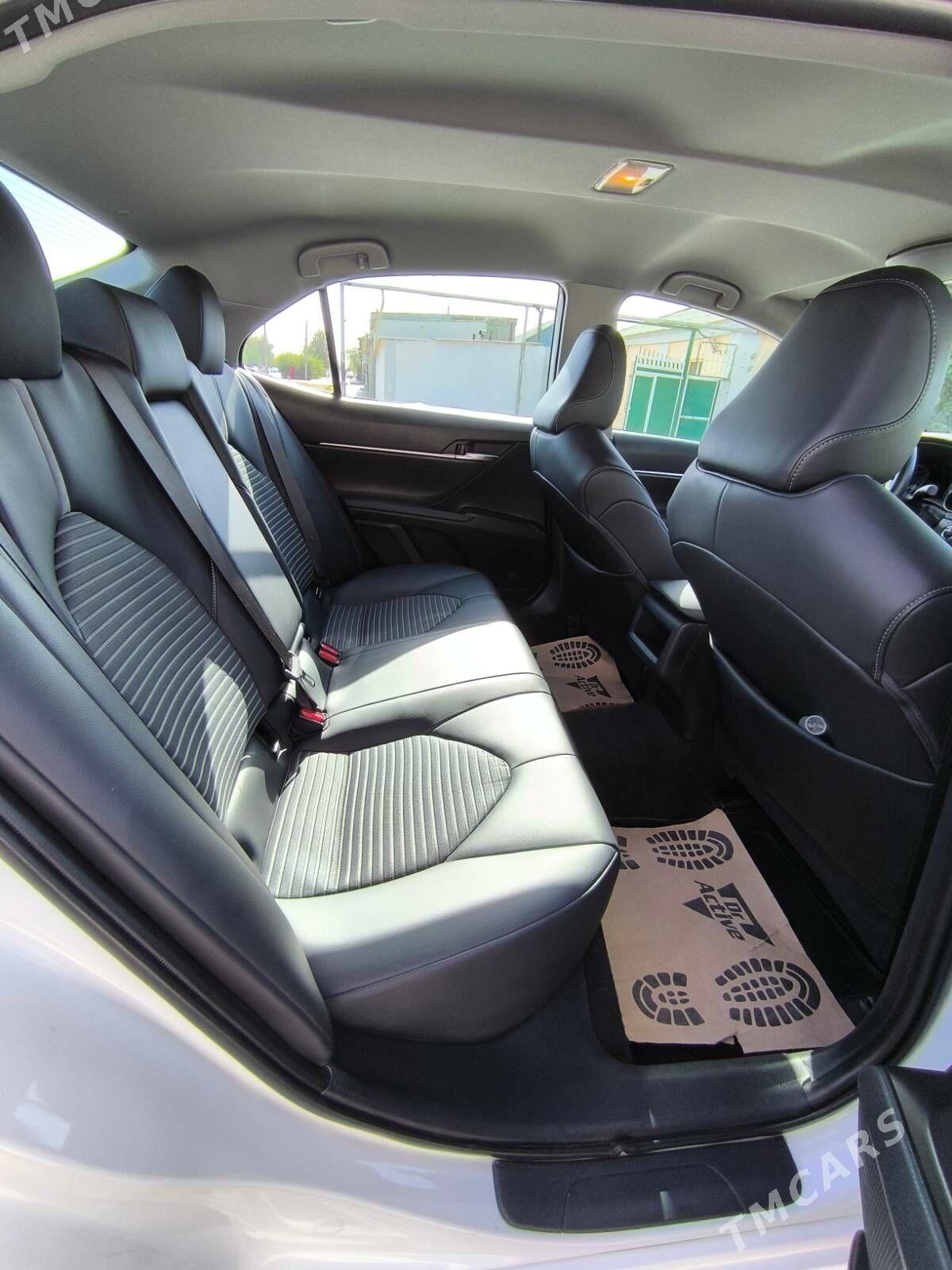 Toyota Camry 2021 - 322 000 TMT - Ашхабад - img 8