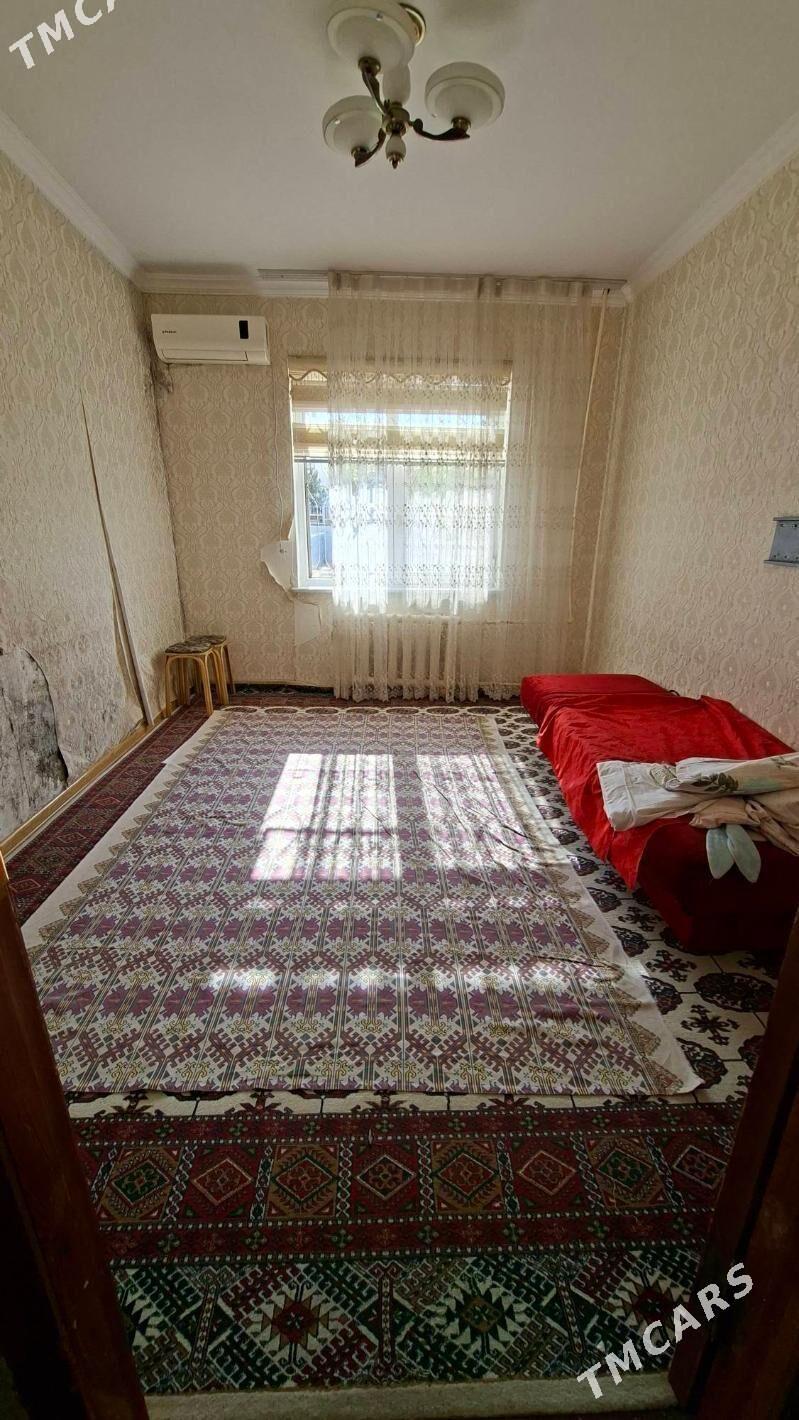 8 MKR 2 KOMNAT JAY - 8 мкр - img 1