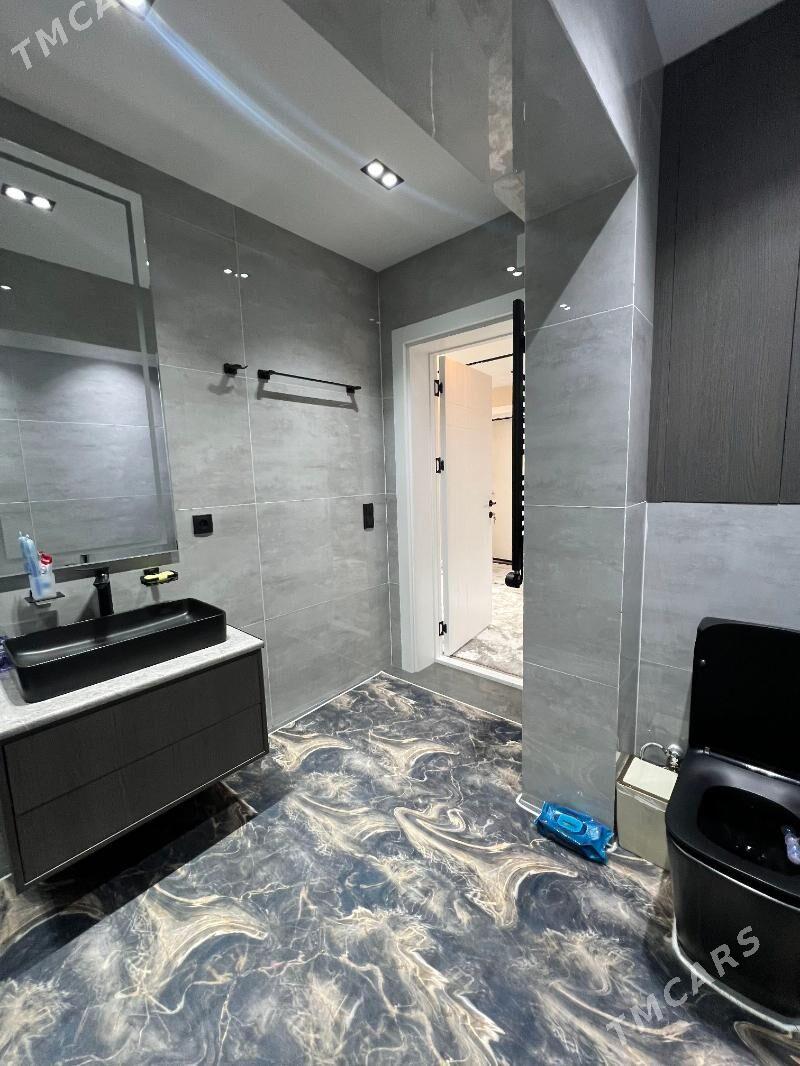 SATLYK JAY - Mary - img 8