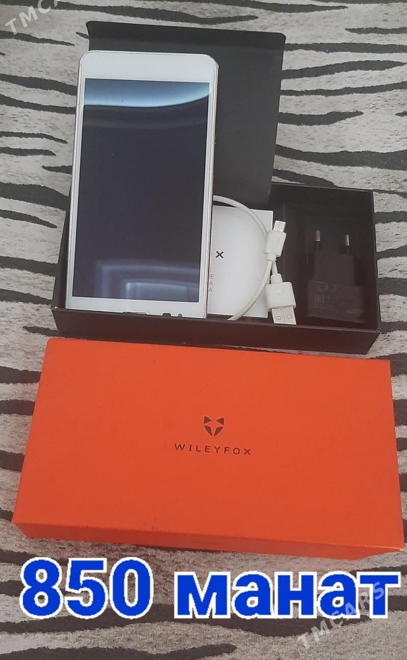 Телефоны и подставки - Aşgabat - img 2