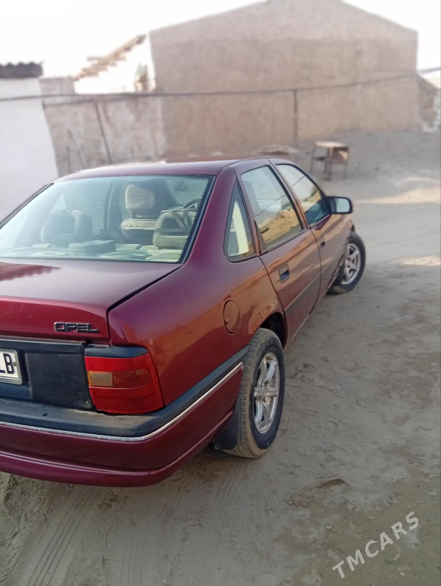 Opel Vectra 1989 - 50 000 TMT - Койтендаг - img 7