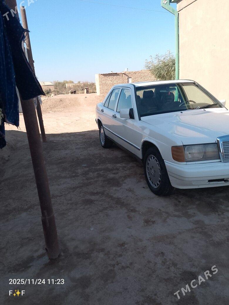 Mercedes-Benz 190E 1989 - 35 000 TMT - Oguz han - img 5