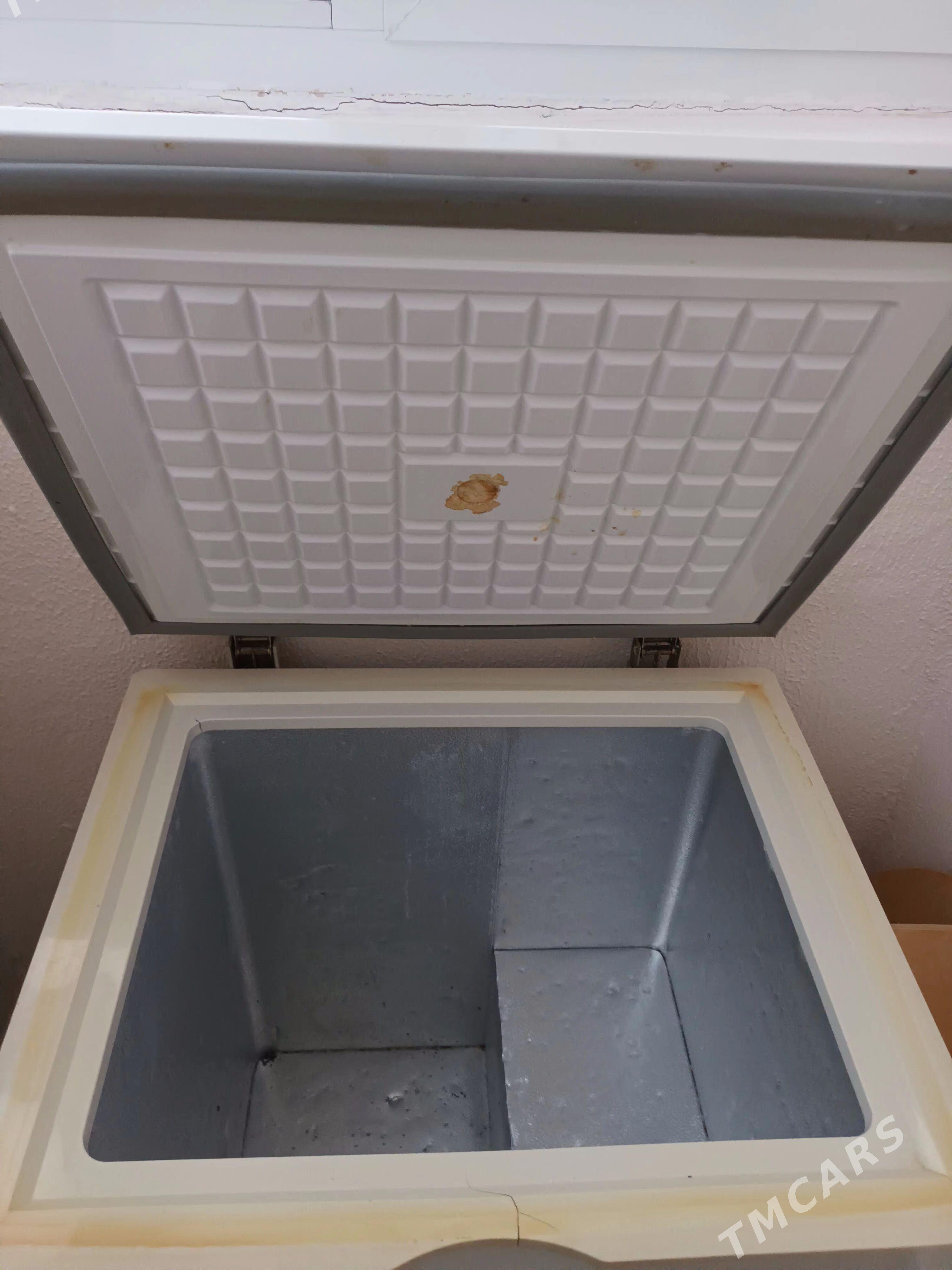 Morozilnik - Parahat 8 - img 2