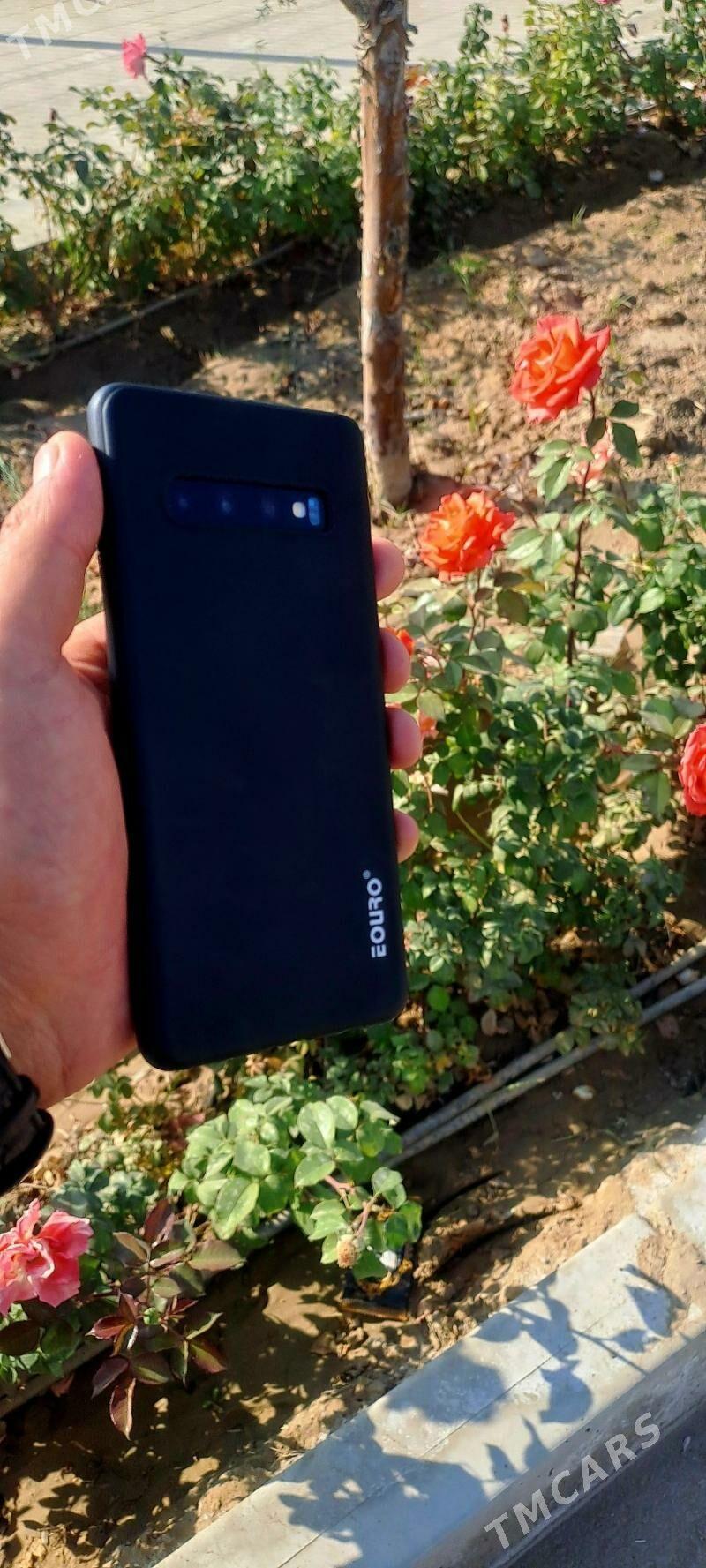 samsung s10 - Mary - img 2