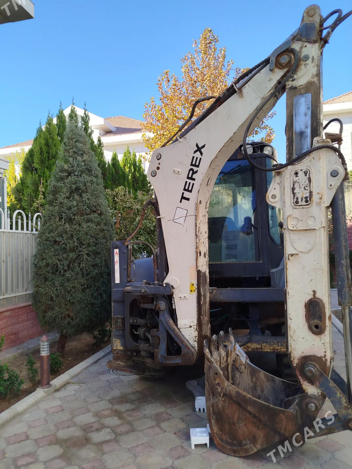 JCB 3CX Compact 2011 - 600 000 TMT - Ашхабад - img 3