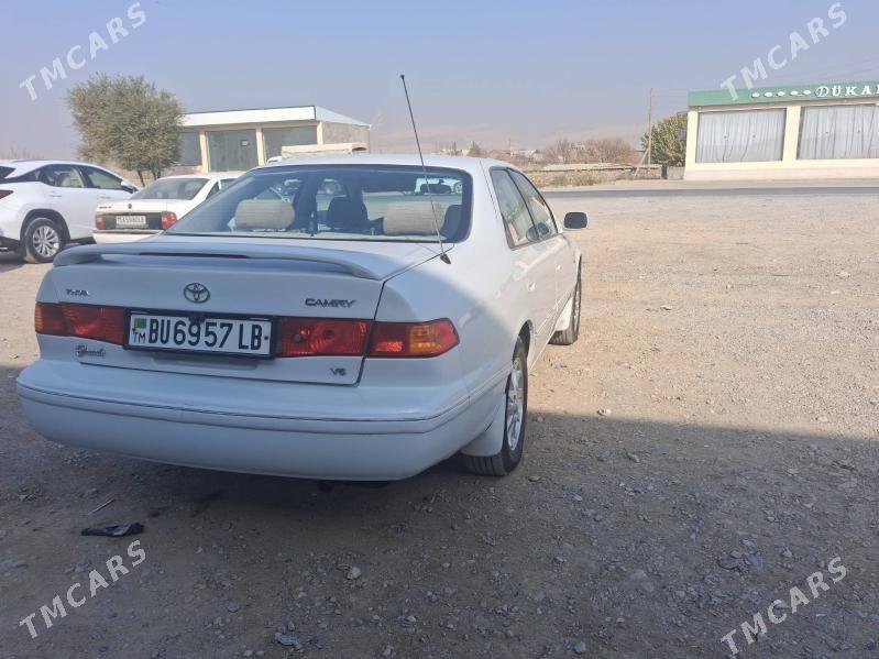Toyota Camry 2000 - 136 000 TMT - Магданлы - img 1