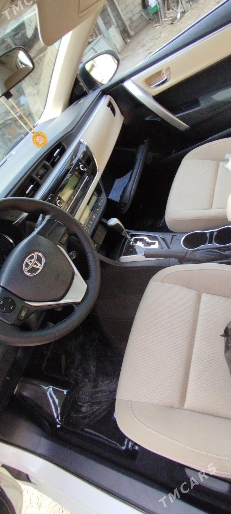 Toyota Corolla 2014 - 270 000 TMT - Бедев - img 4