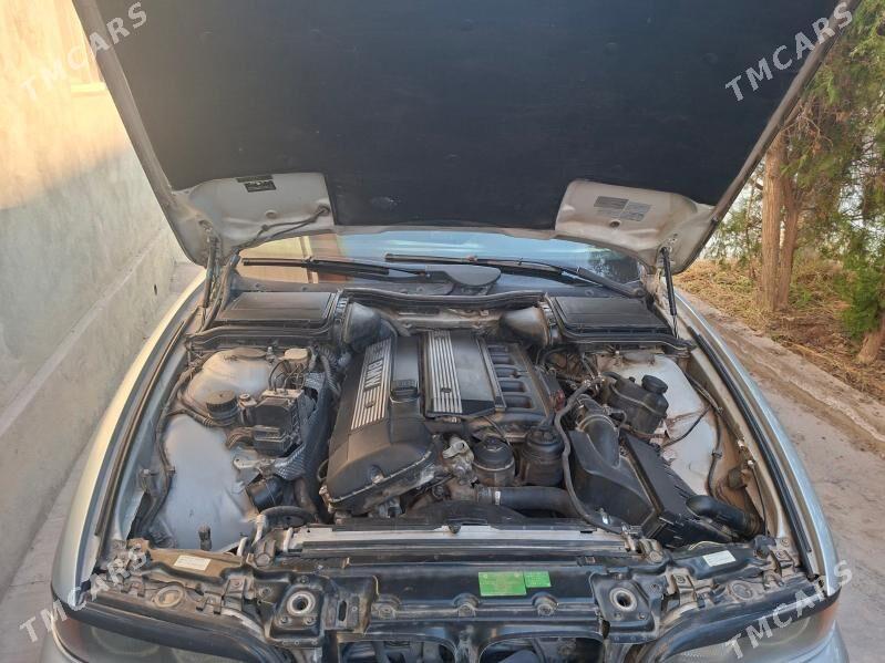 BMW 525 2000 - 110 000 TMT - Дашогуз - img 3